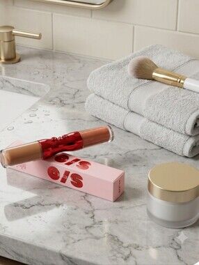 One/Size Dual-Ended Lipgloss